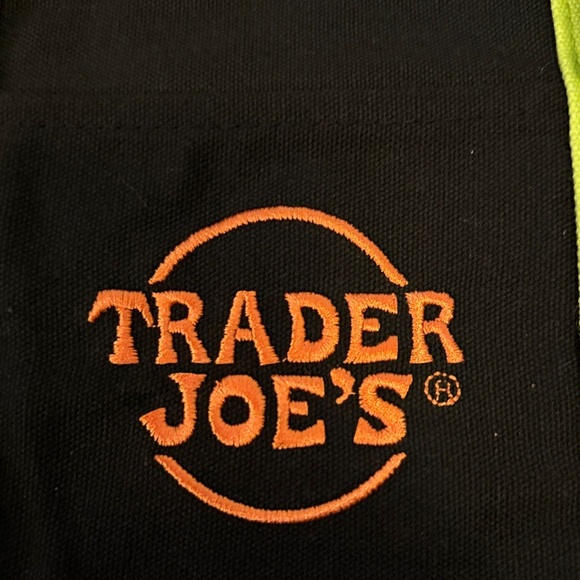 🎃Trader Joe’s Halloween Canvas Tote Bag NWT - Picture 2 of 4